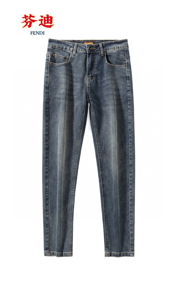 ブランドジーンズ着用イメージ